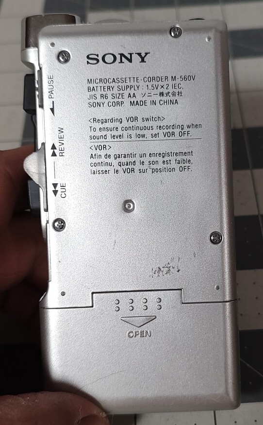 Sony MicrocassetteCorder M560V VOR Handheld Voice Recorder