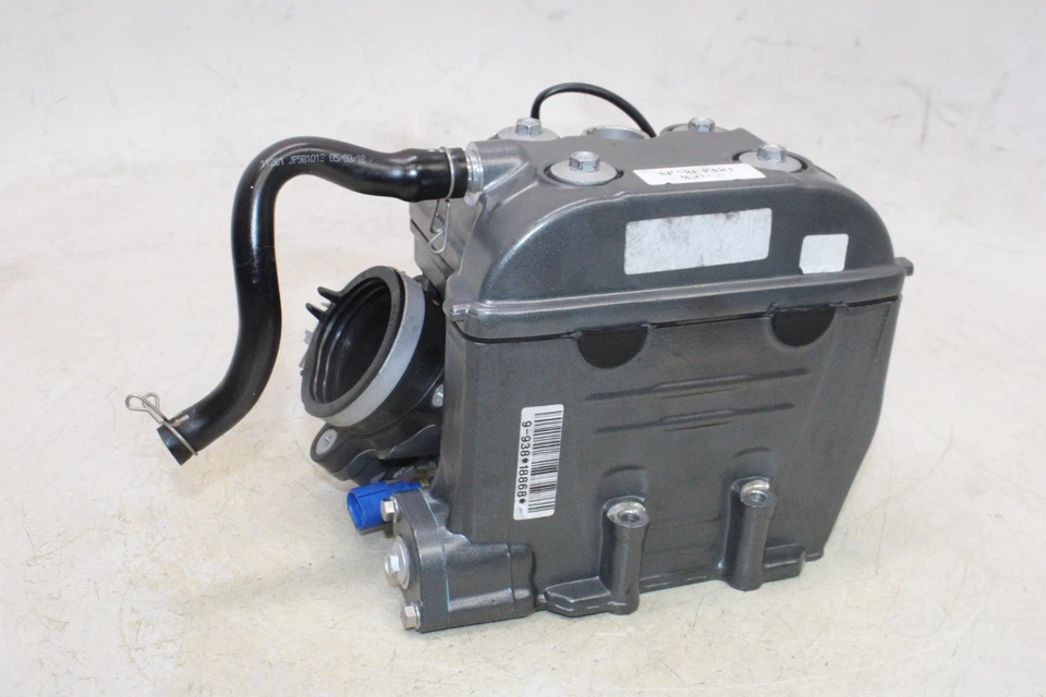 ОРИГИНАЛЬНАЯ ВЕРХНЯЯ ГОЛОВКА БЛОКА ЦИЛИНДРОВ ДВИГАТЕЛЯ 2018 KTM 390 DUKE - Изображение 4 из 4