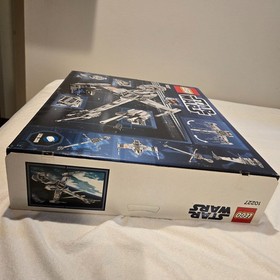 LEGO Star Wars: B-wing Starfighter (10227)