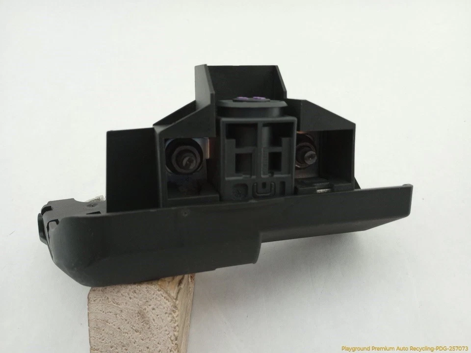 Положительная клемма аккумулятора Audi A5 8T COUPE подходит для 2008-2017 08 09 10 11 12 13 14 - Изображение 3 из 4