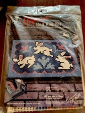 RUGPOINT RAG RUG KIT BUNNY HOP 3019 CANVAS SUZANNE MCNEILL 1986 NIP