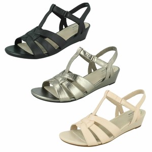 clarks ladies summer sandals