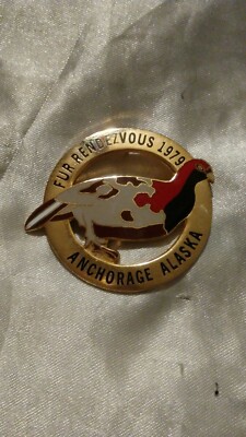 VINTAGE 1979 FUR RENDEVOUS PTARMIGAN BIRD ANCHORAGE ALASKA PIN RARE HTF!!