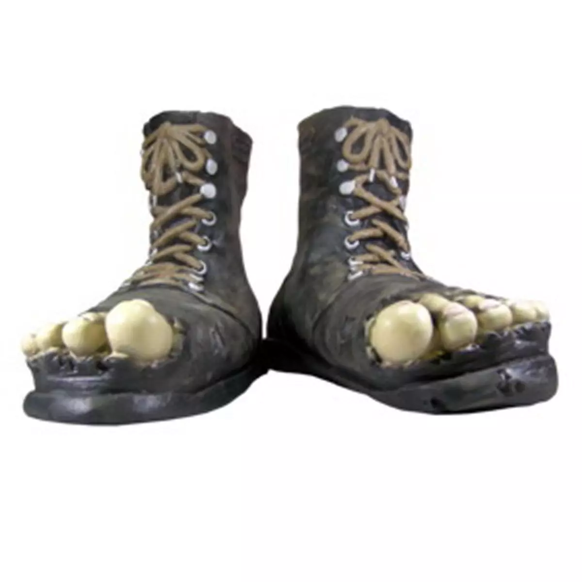 Boots with toes clearance out