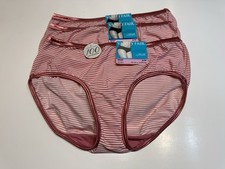 NWT Vanity Fair Illumination Hipster Panties 18107 Size 6 M 3 Pairs
