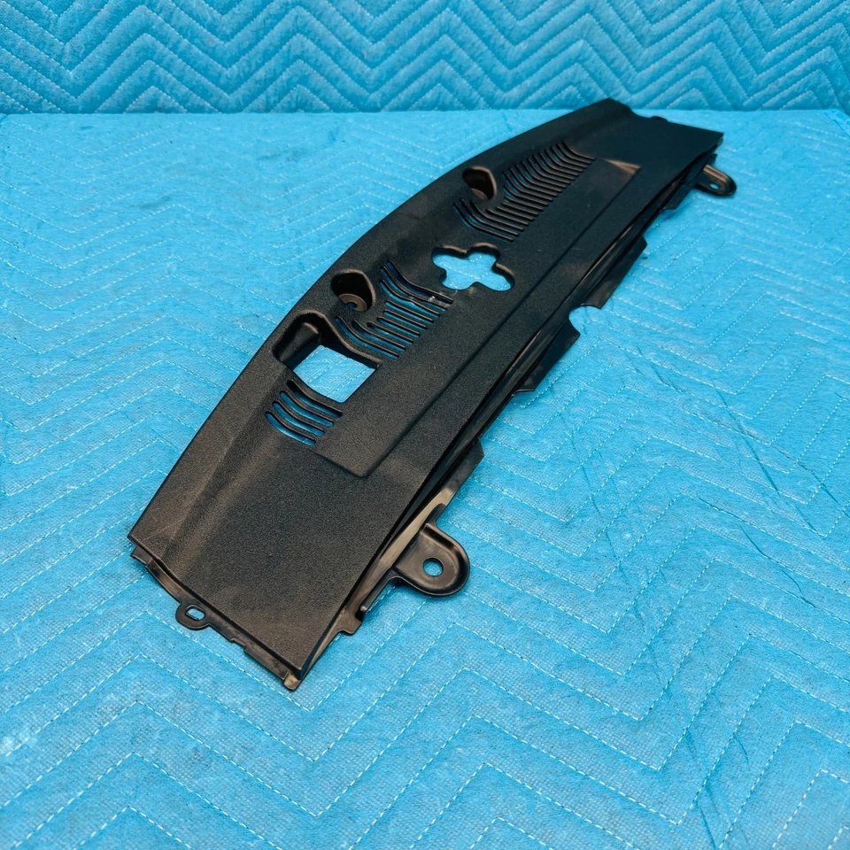 2007–2012 Lexus LS460 Radiator Support Upper Cover OEM 5329550030 - Image 3 of 4