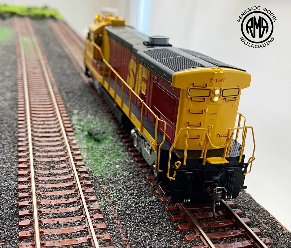 Rapido HO Scale B36-7 (DCC/Sound): ATSF Kodachrome #7497 - Image 3 of 4
