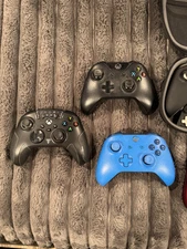 XBOX ONE CONTROL LOT - ALL Are In Excellent Condition