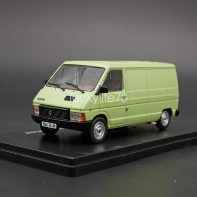 IXO Renault Trafic Fourgon Serie 1:43 Scale Truck Model