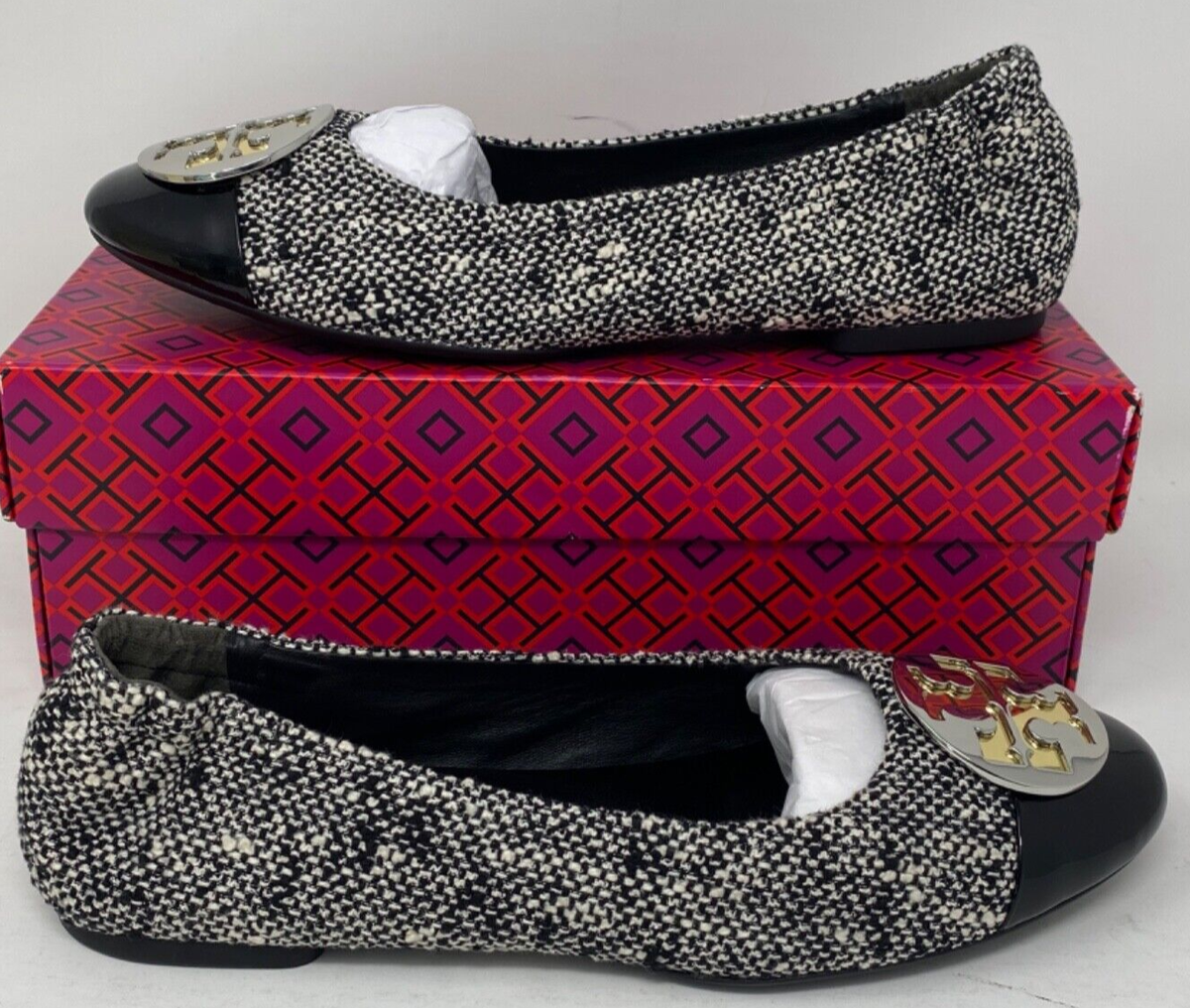 靴 TORY BURCH FLAT BALLET PUMPS 7 New TORY BURCH Size 7 BENTON Shell Pink Logo Heels Pumps