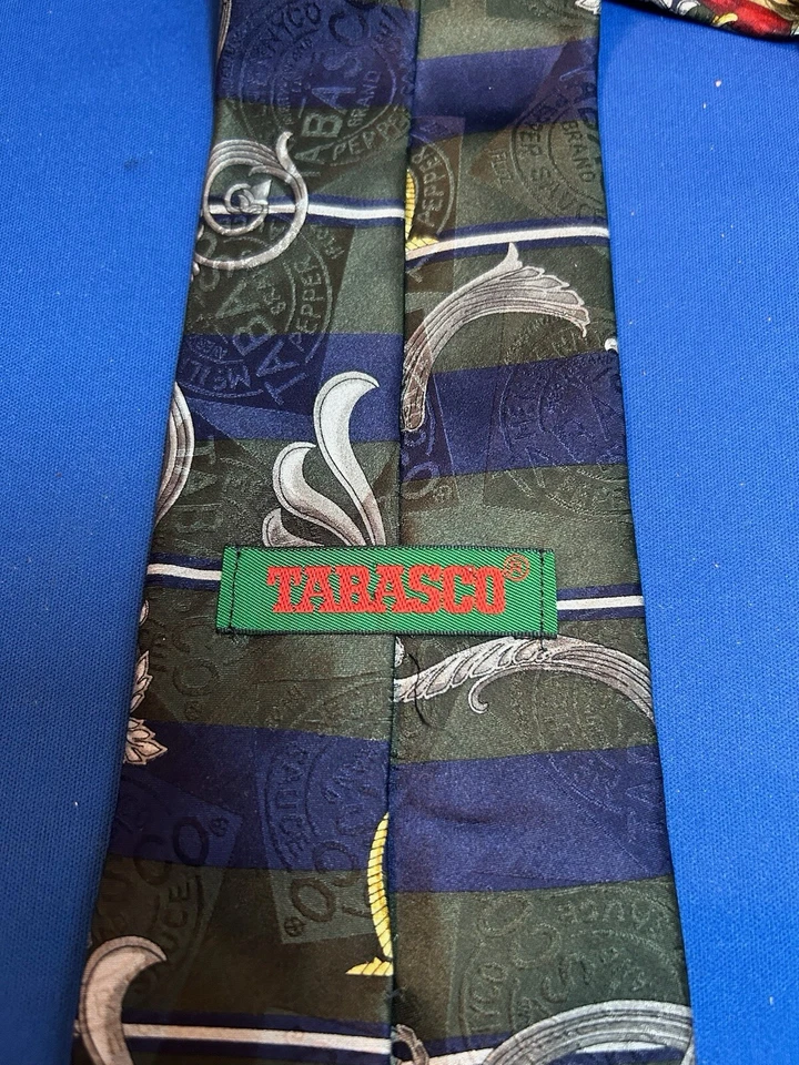 Vintage Tabasco Neck Tie Scrolling Theme Multi-Colored 100% Silk Made In USA Foto 3 de 4