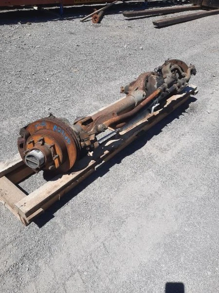 1999 Ford F-250 Super Duty Front Axle 3.73 246k OEM Foto 2 de 4