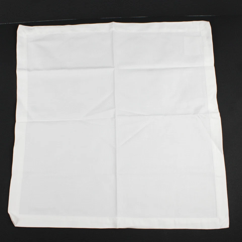 Williams Sonoma Tablecloth 86x72 & 24 Placemats 12x12 & 20x20 White Set - Image 2 of 4