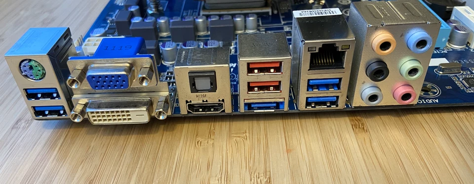 AMD FM1 MOBO CPU Bundle Gigabyte GA-A75-D3H ATX - A6-3670 - Mushkin 2x4GB DDR3 - Image 2 of 4