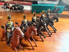 BRITAINS TOY SOLDIERS SET 8 THE QUEEN'S OWN 4TH HUSSARS ONE-EARED HORSES