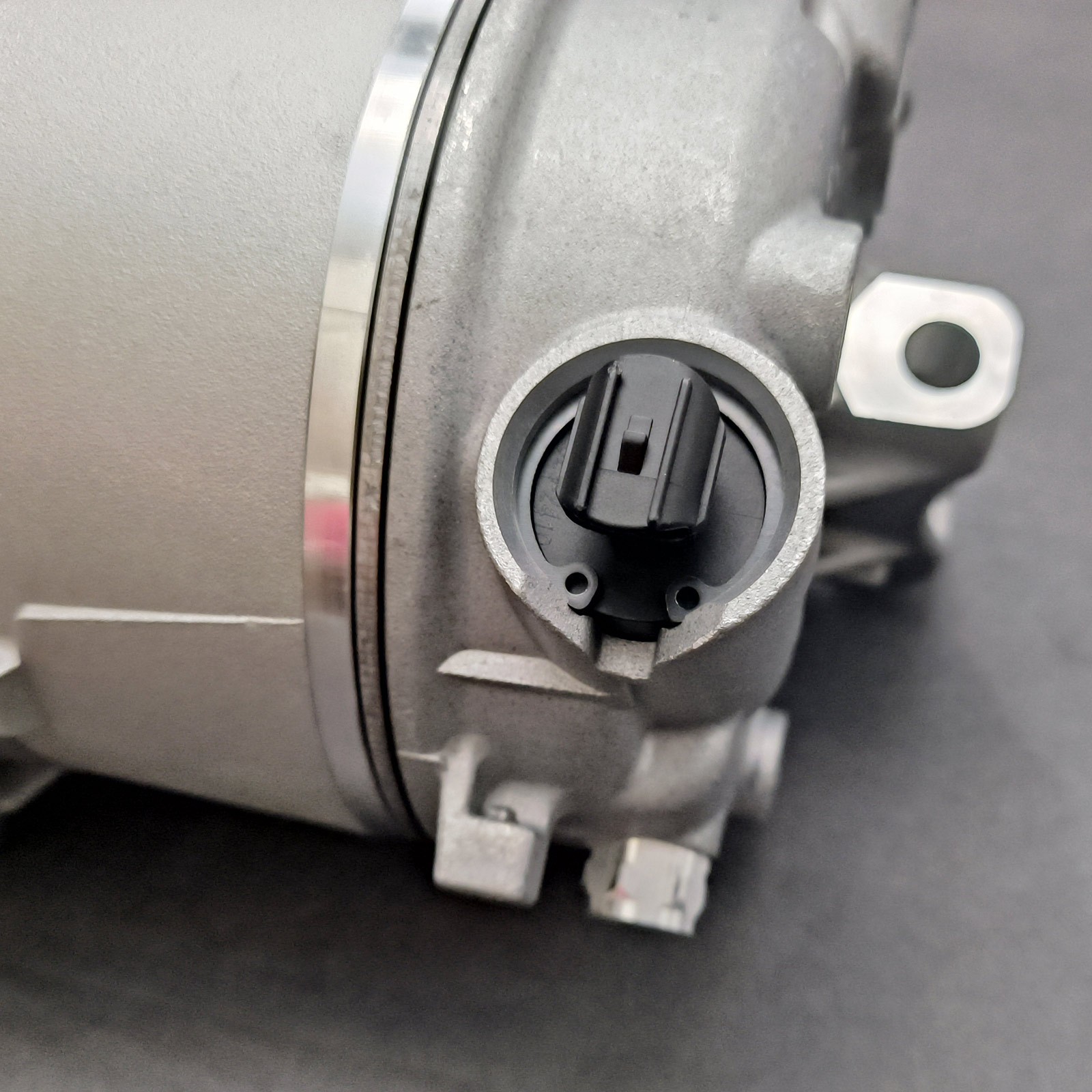 267144 AC A/C Air Conditioner Compressor for 2012-14 Ferrari California 4.3L V8