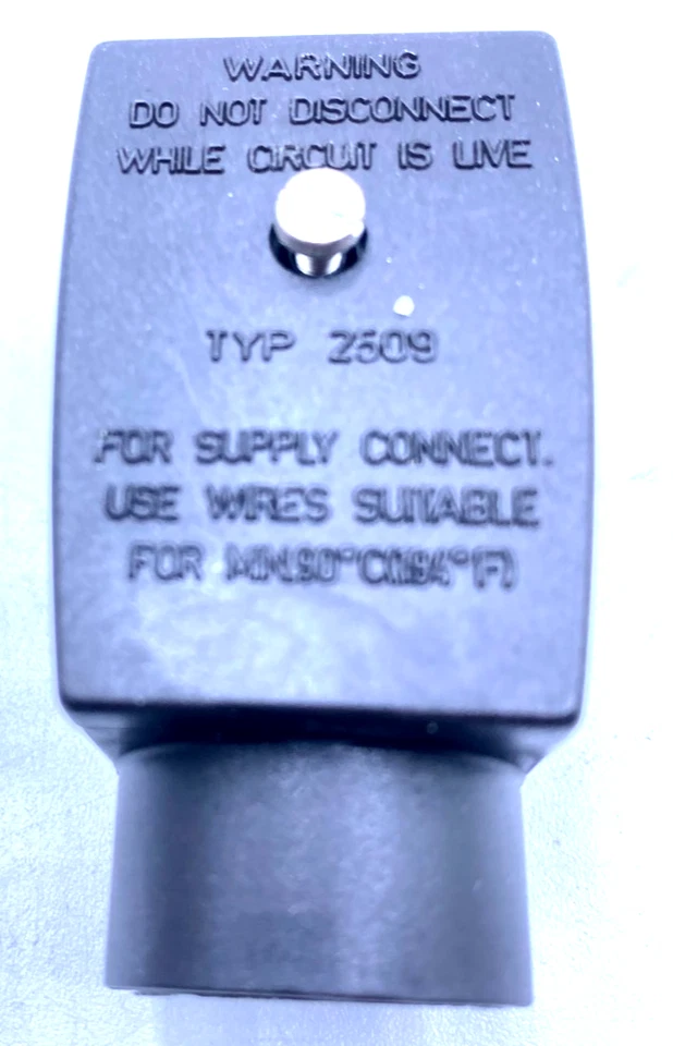 Burkert 8 件装电缆插头 2509,250 伏,137943 全新 — 第 4/4 张图片