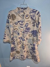 Abstract Patterned Lightweight Tunic Top Medium