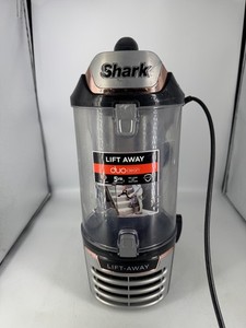 Shark Bodenstaubsauger Ersatzteile Hauptmotor Gehäuse NV700UKT 31 funktionstüchtig