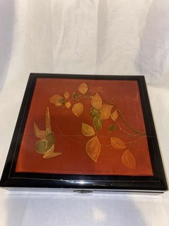 1930s Japanese Wood Lacquer Box Ocher brown/gold