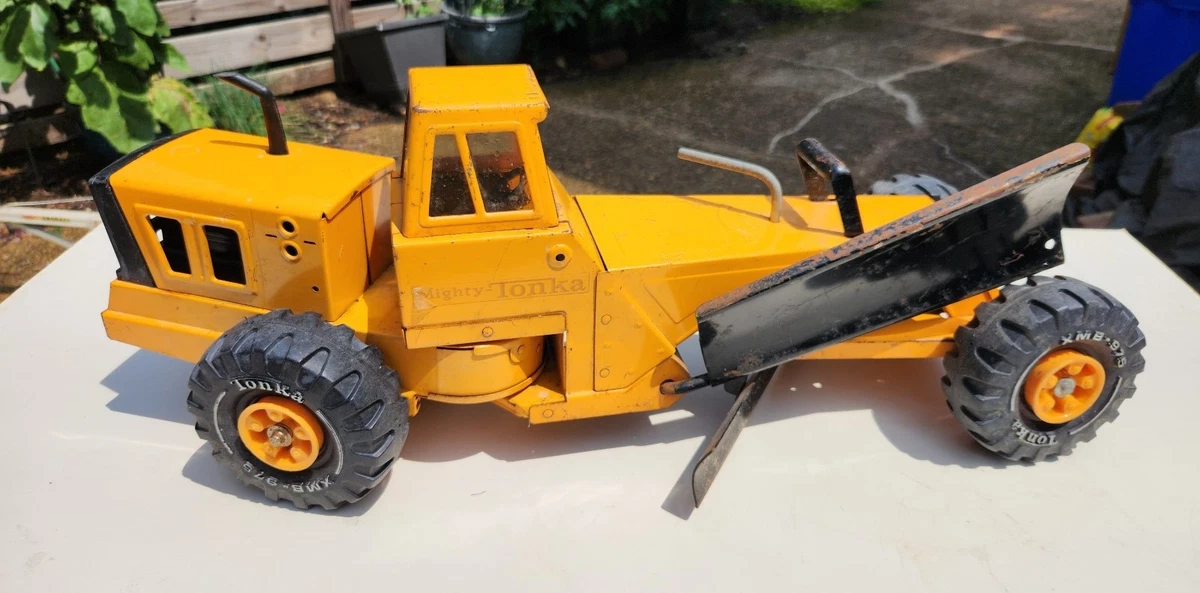 Tonka Orange Road Grader Vintage Manufacture Diecast Construction