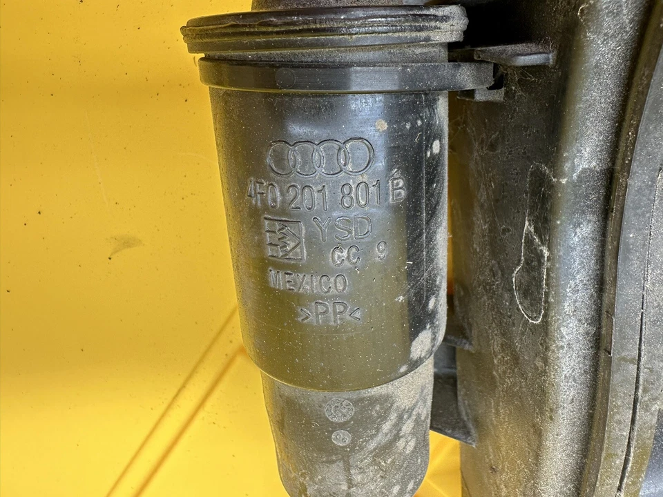 Volkswagen CC 2012, Tiguan, Passat 3C0-201-797-E bote de vapor fabricante original Foto 2 de 4