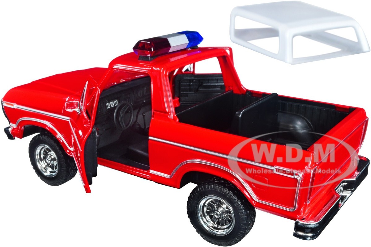1978 FORD BRONCO FIRE DEPT UNMARKED RED 1/24 DIECAST MODEL CAR