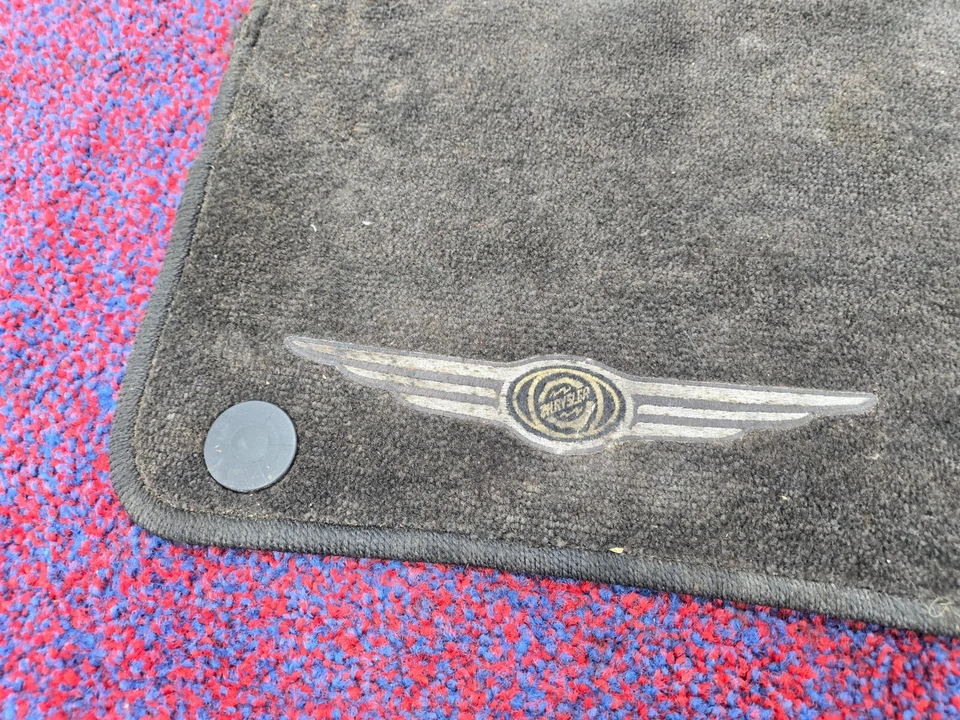 CHRYSLER CROSSFIRE SRT6 04-08 OEM FRONT CARPET FLOOR MAT RUG COVER - Imagem 2 de 4