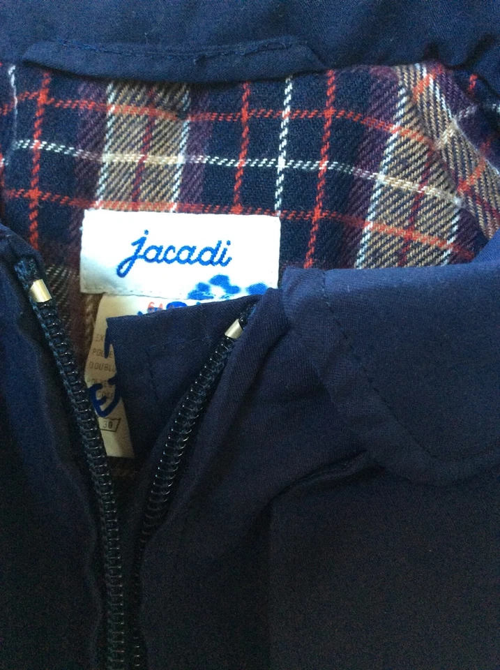 Euro Girl CLÁSICO AZUL MARINO GABARDINA Chaqueta de Lluvia Acolchada 6 US/116 JACADI Unisex Foto 2 de 3