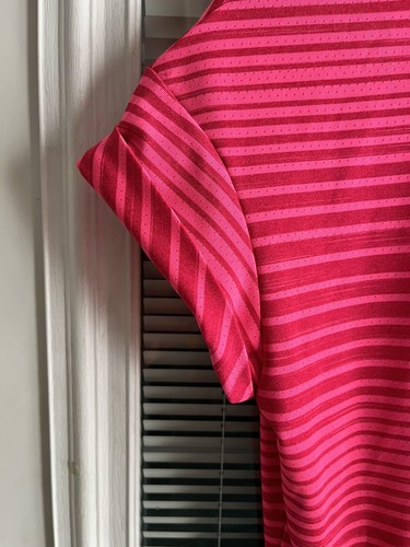 Nike Shirt Polo Dri Fit golf PGA CHAMPIONSHIP Hot Pink Stripe Women Sz XS New - Picture 10 of 10