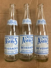 Vintage Avery's Beverages Bottling Soda Pop Bottle Glass Blue & White 12 Oz.