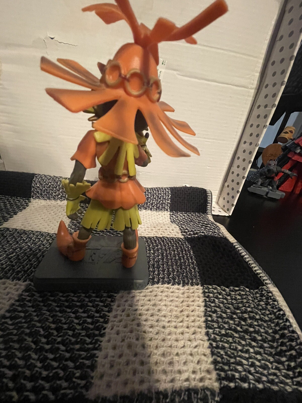 Picture 4 of 5