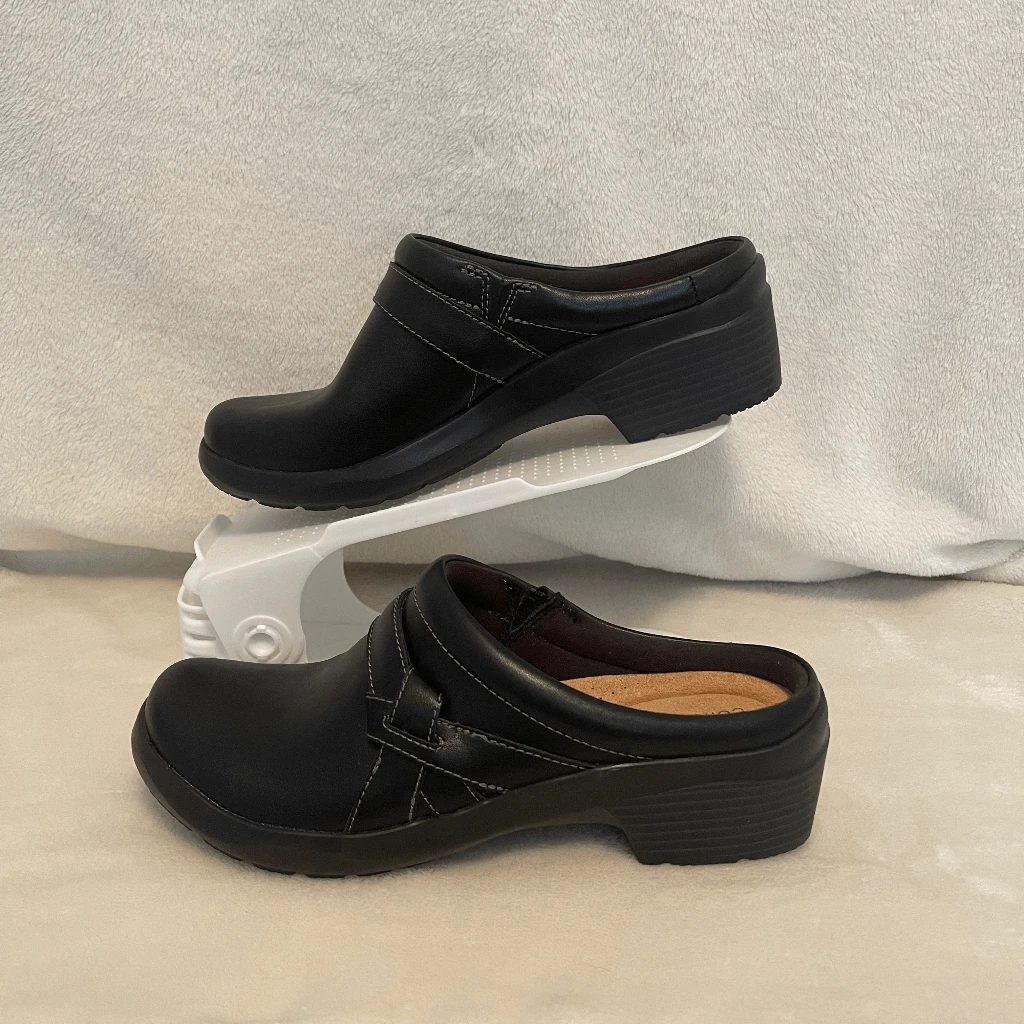Clarks black leather clogs clearance