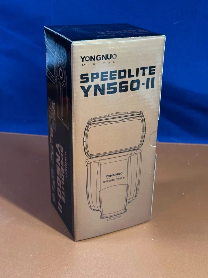 YONGNUO Digital Speedlite YN560-II, Sony  DSLR - Image 2 of 4
