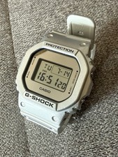 Casio G-shock Silber Herren Armbanduhr DW-5600FF-8ER