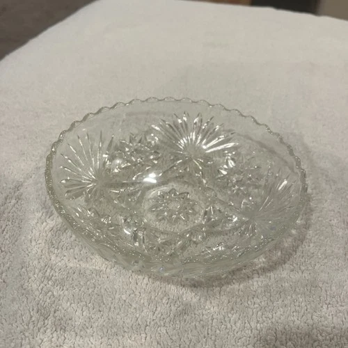 Vintage 1960s anchor hocking star of David clear cut candy dish