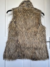 Stradivarius Women's Beige Gold Vest Faux fur vest, lined inside