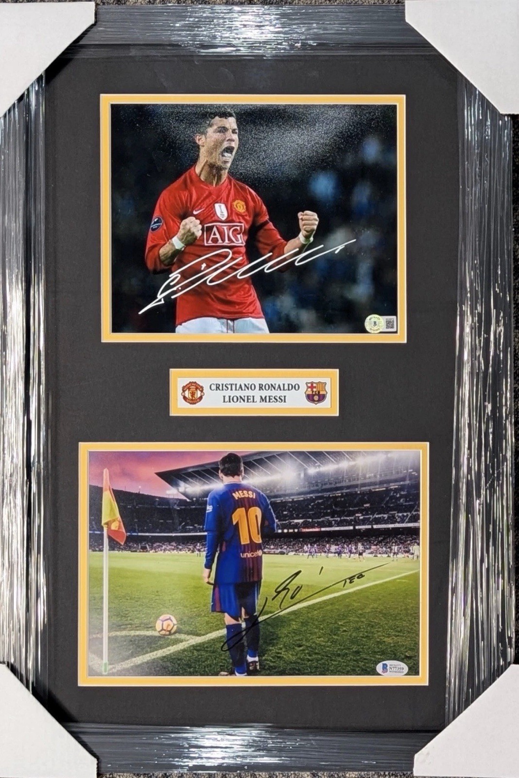 Lionel Messi Cristiano Ronaldo Signed 8x10 Photos AUTO BAS Beckett Witnessed 1/1