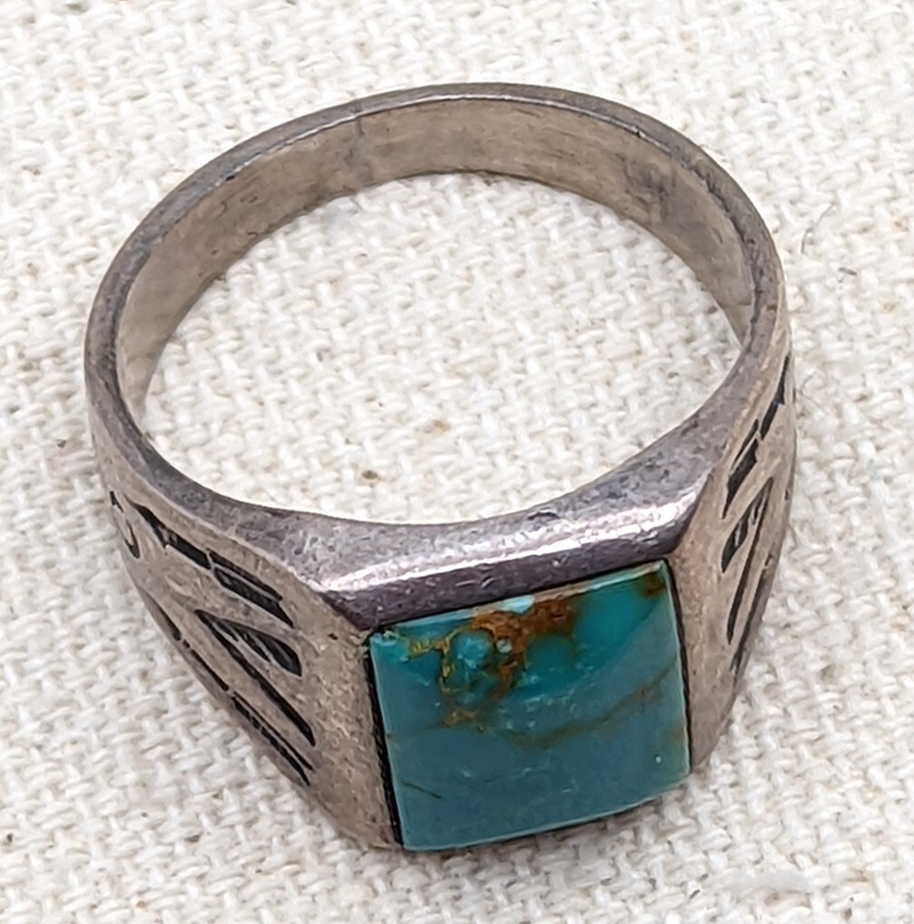Beautiful 1940s Sterling & Turquoise Ring by Bell Trading Co size