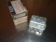 New Nos Kem 6-volt Voltage Regulator Kvr-118 1941-1947 Mopar Chrysler Desoto New Nos Kem 6-volt Voltage Regulator Kvr-118 1941-1947 Mopar Chrysler Desoto