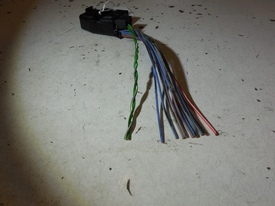 Разъем вилки проводного ткацкого станка 2105450703 1995-2001 Mercedes Benz W210 E320 E430 E55 - Изображение 2 из 4