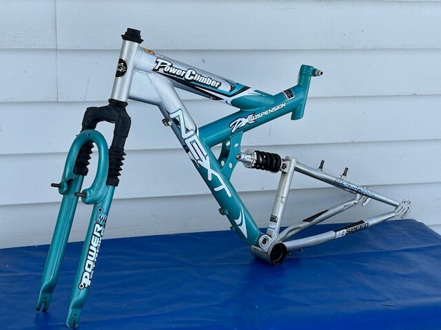 NEXT POWER CLIMBER MOUNTAIN BIKE 26