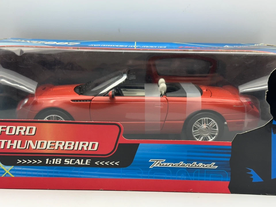 Pauls' Model Art James Bond 007 Ford Thunderbird, 1:18 Scale, Boxed, Lot A - Image 2 of 4