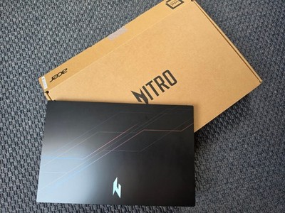 Acer Nitro V15 ANV15-52-73ZM  i7-13620H GeForce RTX 5060 16GB Ram 165Hz 1TB