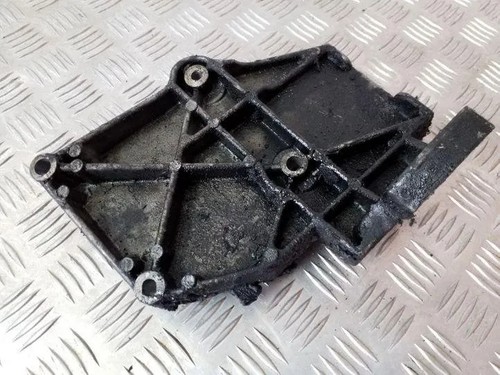 AUDI A4 8D2, B5 Klimakompressorhalterung 028260885A 2.50 Diesel 110kw 25139023