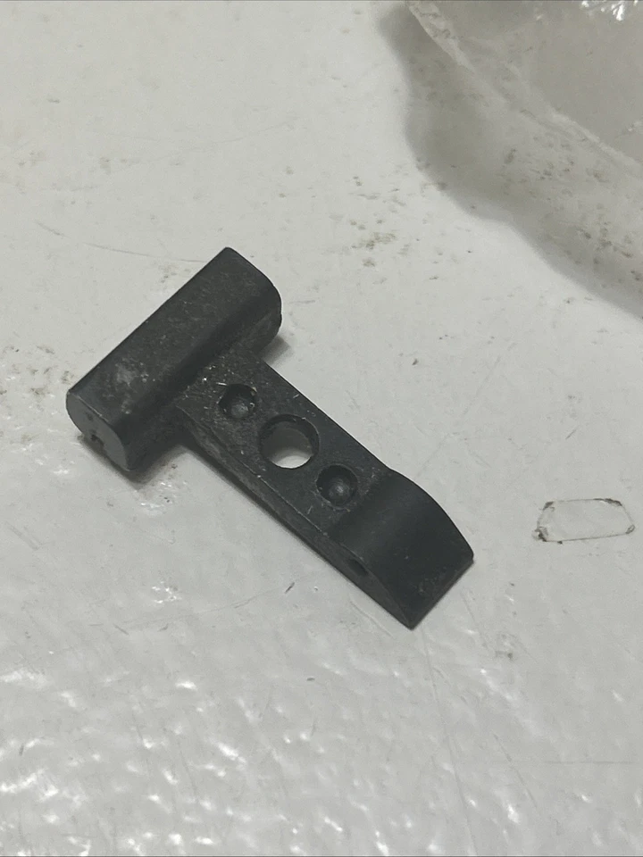 Ruger Revolver Rear Sight Assembly without Bump  - Image 2 of 2