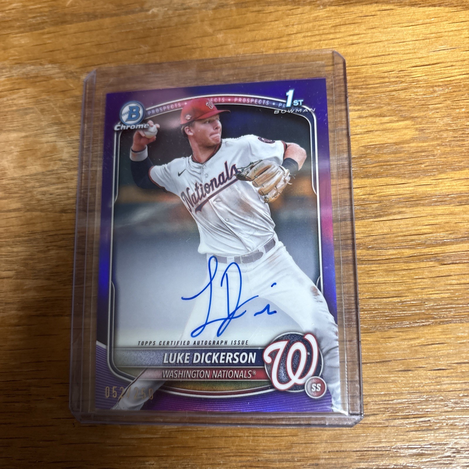 LUKE DICKERSON 2025 BOWMAN CHROME 1ST PURPLE REFRACTOR AUTO /250 Q4060