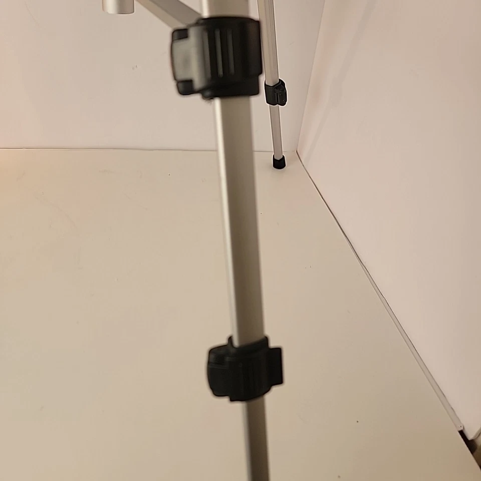 Samsonite Camera Tripod 54" Model 2601 - Image 4 of 4