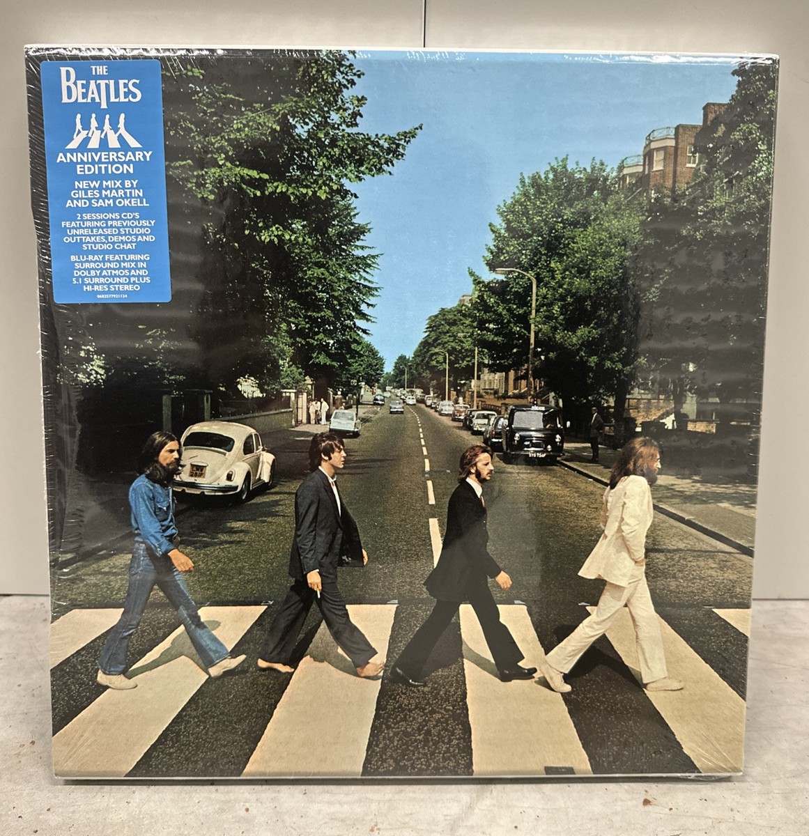 The Beatls「ABBEY ROAD」発売50周年　3CD+ブルーレイ ザ・ビートルズ / アビイ・ロード (50周年記念スーパー・デラックス
