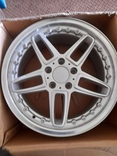 3 pallets of single alloy awheels ex display